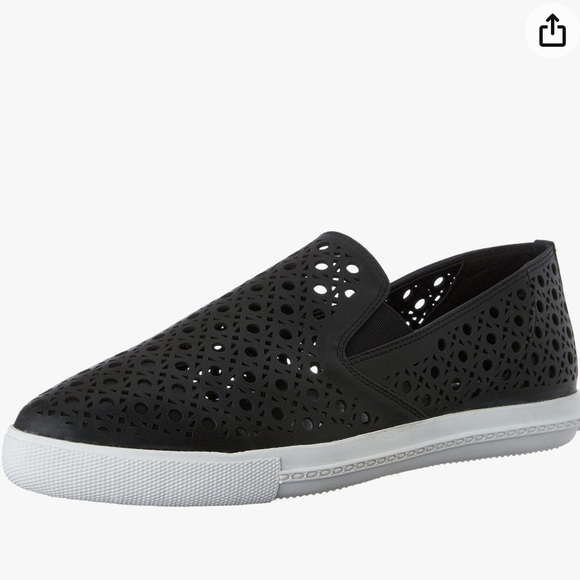 BCBGeneration Nomad B Pointy Top Slip-on Sneaker in Black Size 6.5 - Picture 2 of 9